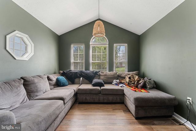 157 BERKELEY DR, Charles Town, WV 25414