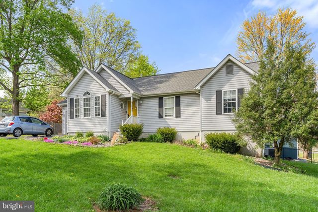 157 BERKELEY DR, Charles Town, WV 25414