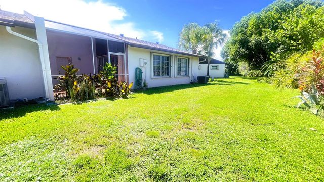 15640 Bottlebrush Circle, Delray Beach, FL 33484