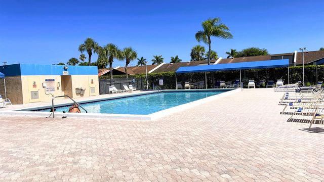 15640 Bottlebrush Circle, Delray Beach, FL 33484