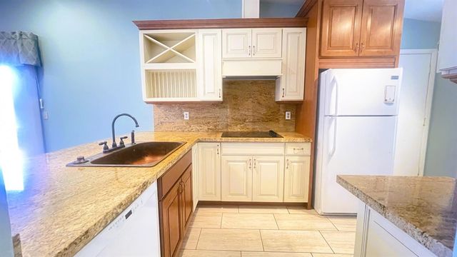 15640 Bottlebrush Circle, Delray Beach, FL 33484