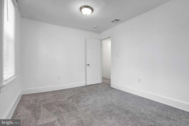 38 BRENWAL AVE, Ewing, NJ 08618