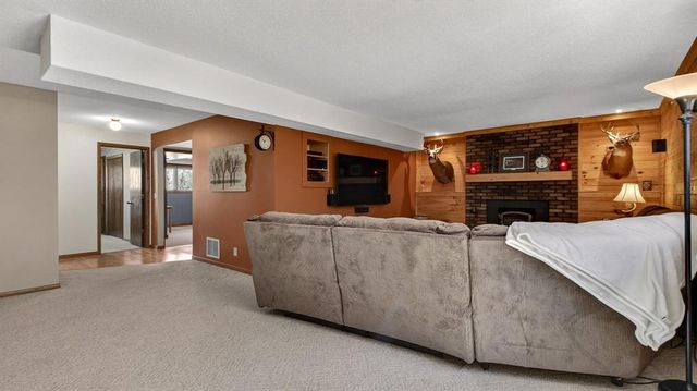 3065 Davis Drive, Eau Claire, WI 54701