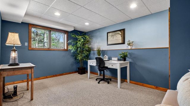 3065 Davis Drive, Eau Claire, WI 54701