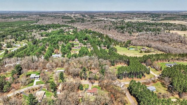 3065 Davis Drive, Eau Claire, WI 54701