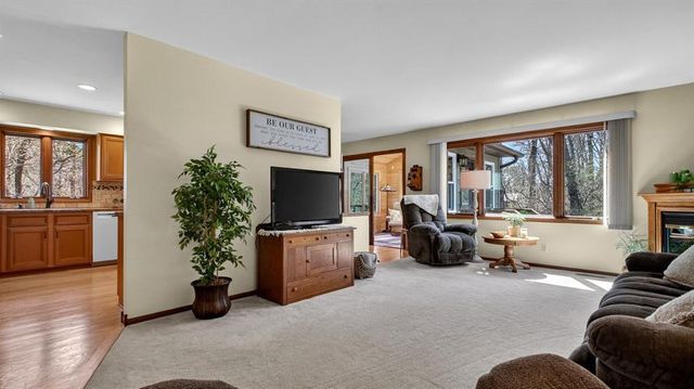 3065 Davis Drive, Eau Claire, WI 54701