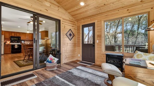 3065 Davis Drive, Eau Claire, WI 54701