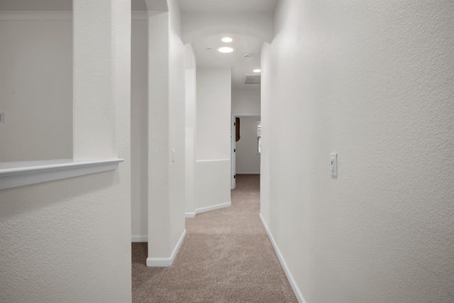 1697 Marseille Ln, Roseville, CA 95747