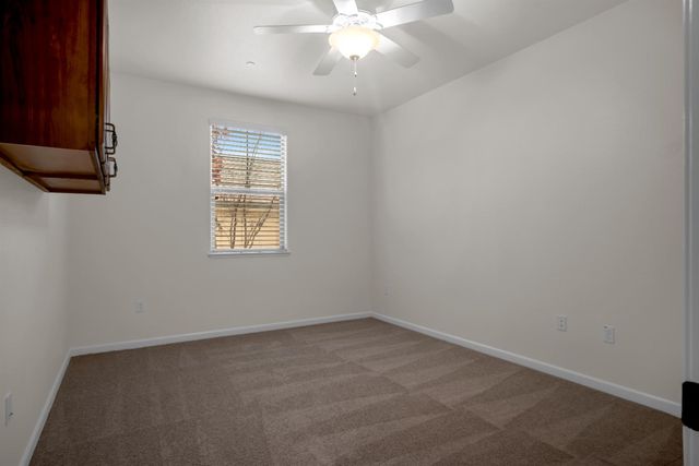 1697 Marseille Ln, Roseville, CA 95747