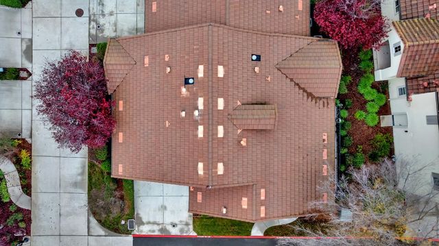 1697 Marseille Ln, Roseville, CA 95747