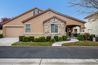 1697 Marseille Ln, Roseville, CA 95747