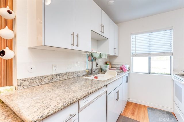 400 N Acacia Avenue B10, Fullerton, CA 92831
