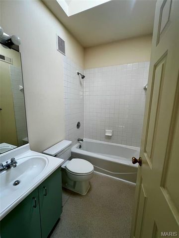 2343 Menard Street, St Louis, MO 63104