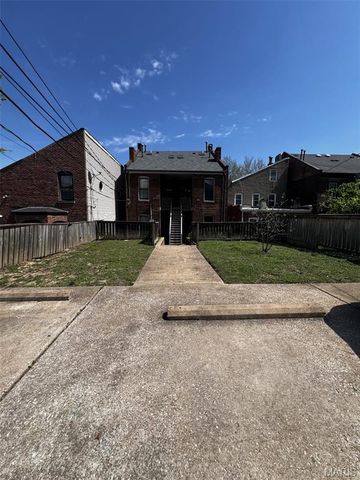 2343 Menard Street, St Louis, MO 63104
