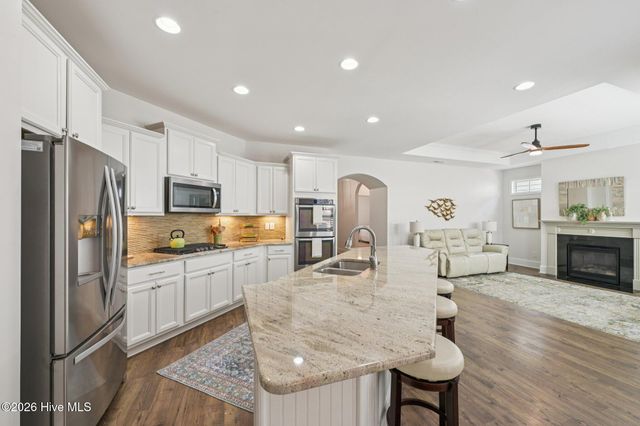 144 Holly Springs Court, Southern Pines, NC 28387