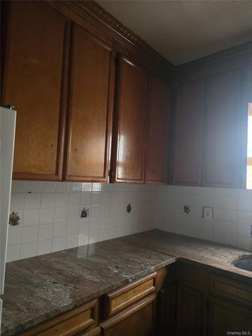 9418 130th Street, Richmond Hill S., NY 11419