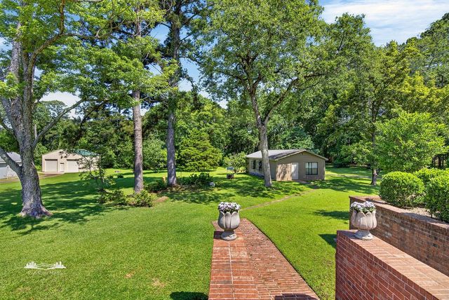 5540 Bent Tree Drive, Shreveport, LA 71115