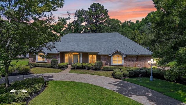 5540 Bent Tree Drive, Shreveport, LA 71115