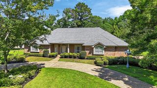 5540 Bent Tree Drive, Shreveport, LA 71115