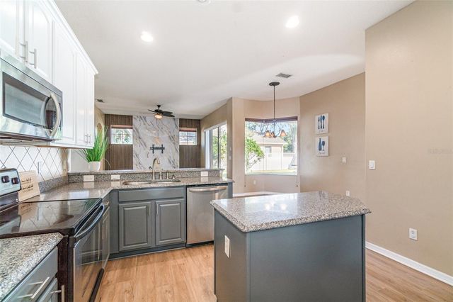 6220 HEDGESPARROWS LANE, Sanford, FL 32771