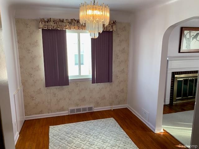 320 W Mcclellan Street, Flint, MI 48505