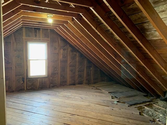 320 W Mcclellan Street, Flint, MI 48505