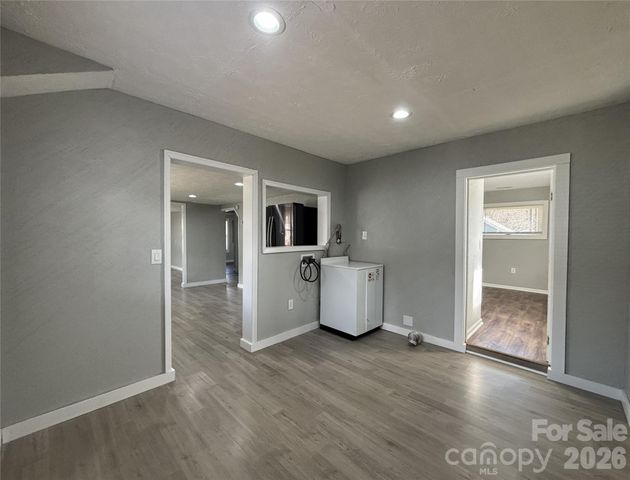 29 Fifth Street, Waynesville, NC 28786