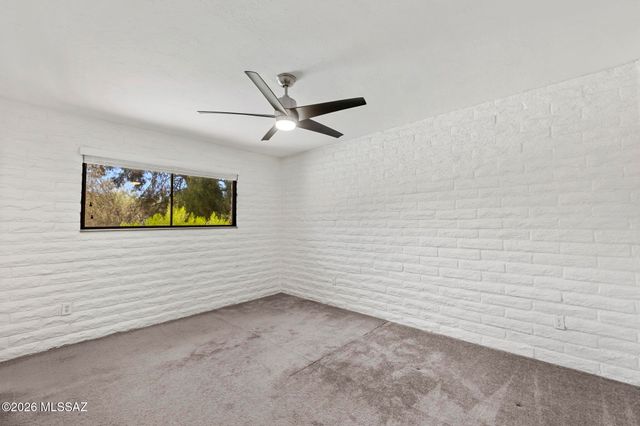 535 N Banff Avenue, Tucson, AZ 85748