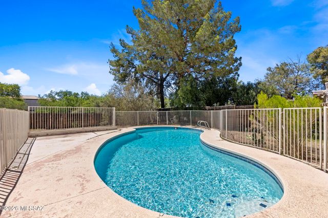 535 N Banff Avenue, Tucson, AZ 85748
