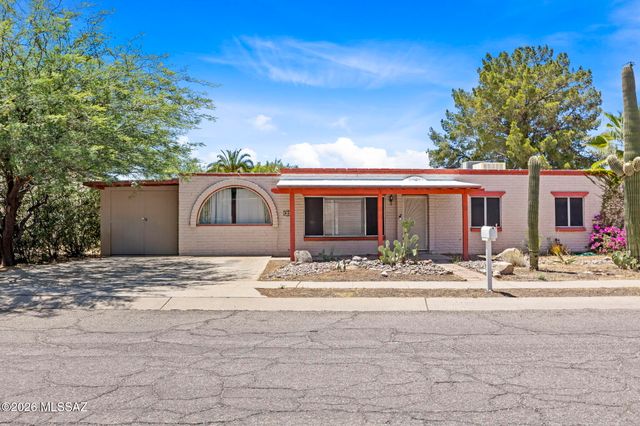 535 N Banff Avenue, Tucson, AZ 85748