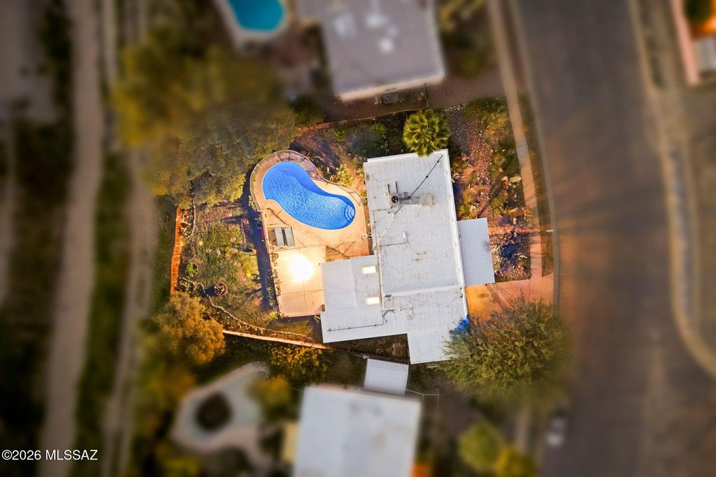 535 N Banff Avenue, Tucson, AZ 85748