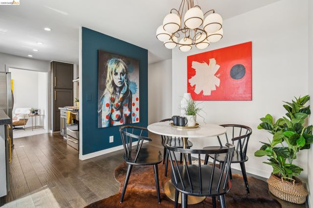 525 Mandana Blvd 402, Oakland, CA 94610