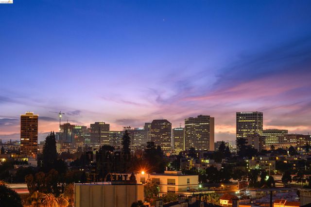 525 Mandana Blvd 402, Oakland, CA 94610