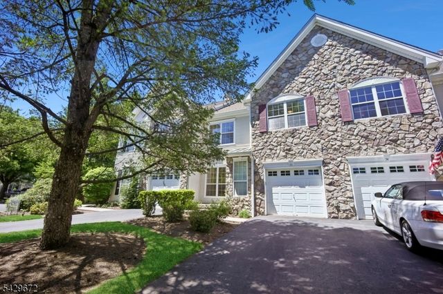 72 Dorchester Dr, Bernards Twp., NJ 07920