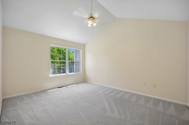 72 Dorchester Dr, Bernards Twp., NJ 07920