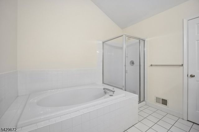 72 Dorchester Dr, Bernards Twp., NJ 07920
