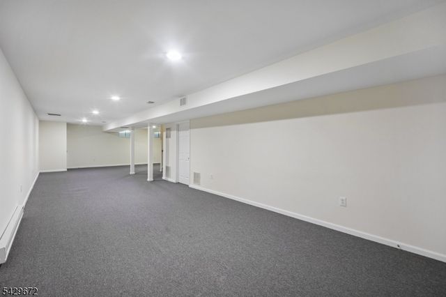 72 Dorchester Dr, Bernards Twp., NJ 07920