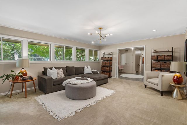 740 SWEETBRIER RD, Memphis, TN 38120