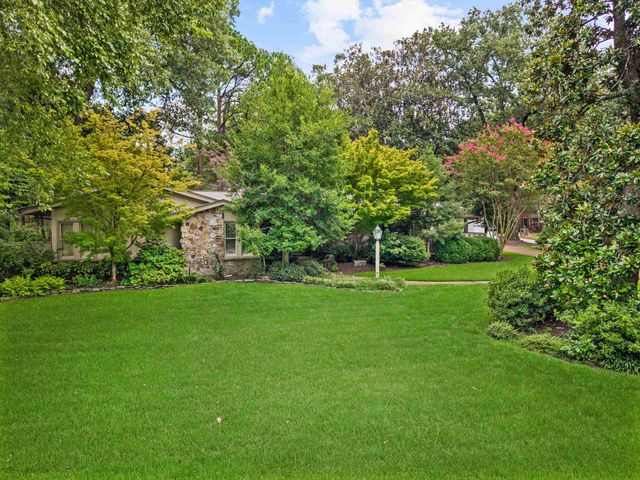 740 SWEETBRIER RD, Memphis, TN 38120