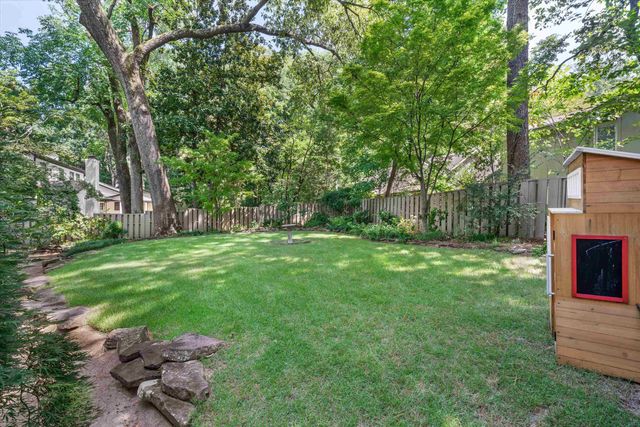740 SWEETBRIER RD, Memphis, TN 38120