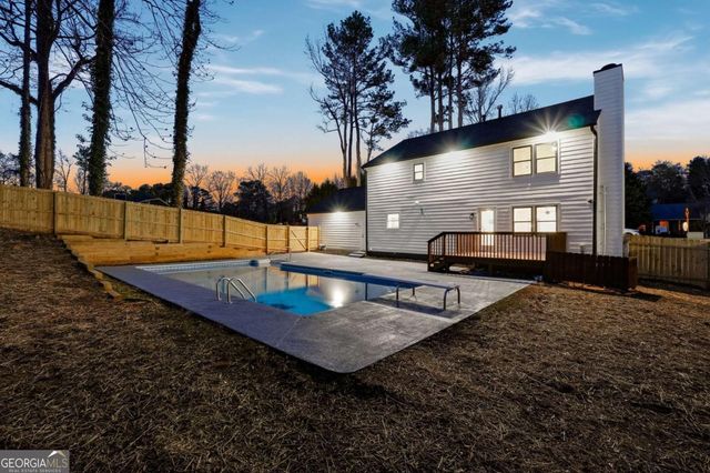 2348 Marneil Drive NE, Marietta, GA 30062