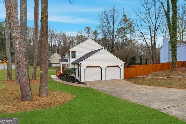 2348 Marneil Drive NE, Marietta, GA 30062