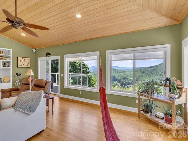 830 Trials Gap Drive 30, Waynesville, NC 28786