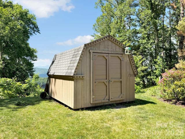 830 Trials Gap Drive 30, Waynesville, NC 28786