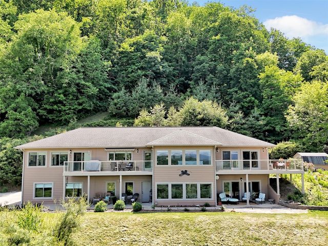 830 Trials Gap Drive 30, Waynesville, NC 28786