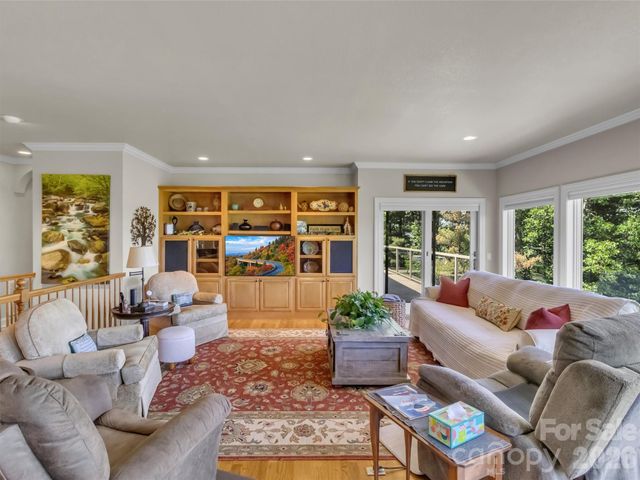 830 Trials Gap Drive 30, Waynesville, NC 28786