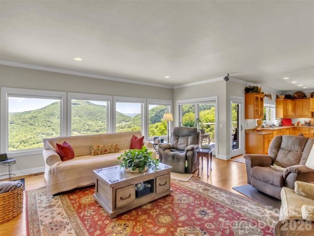 830 Trials Gap Drive 30, Waynesville, NC 28786