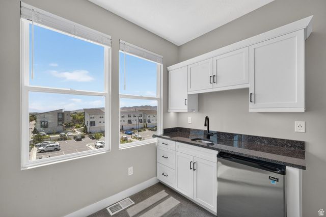 5091 W DAYBREAK PKWY, South Jordan, UT 84009
