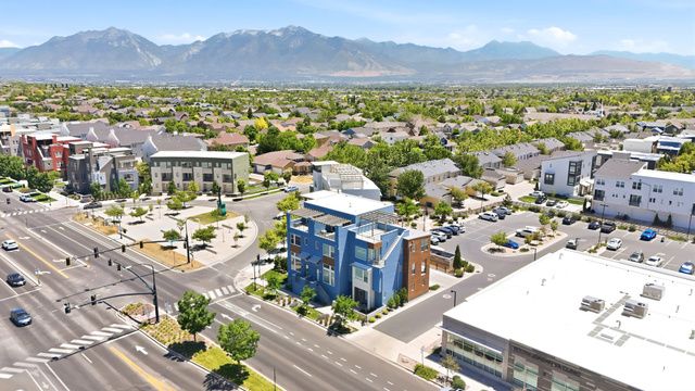 5091 W DAYBREAK PKWY, South Jordan, UT 84009