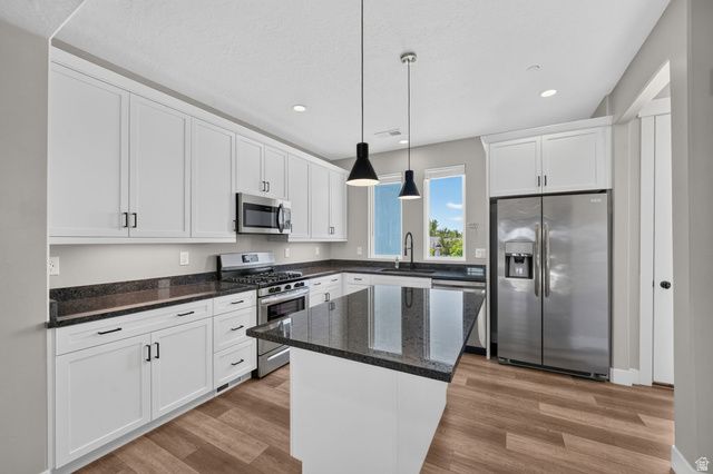 5091 W DAYBREAK PKWY, South Jordan, UT 84009